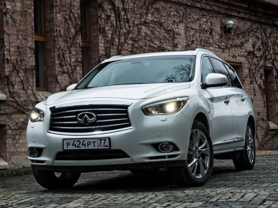  Infiniti JX35 2013 года  (RU) (фото 28 из 30)